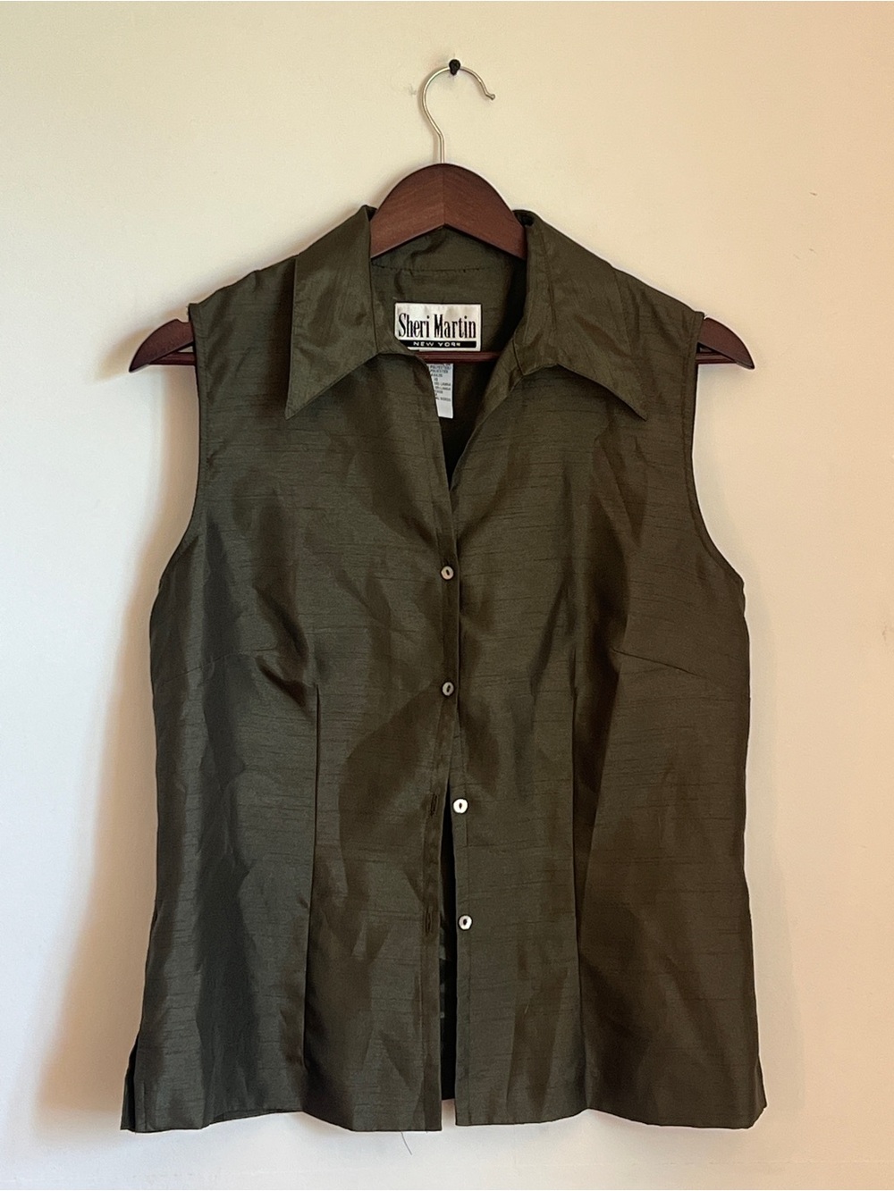 Vintage Y2K 90s minimalist Mod Sheri Martin Button Olive Green Quiet Luxury SATC